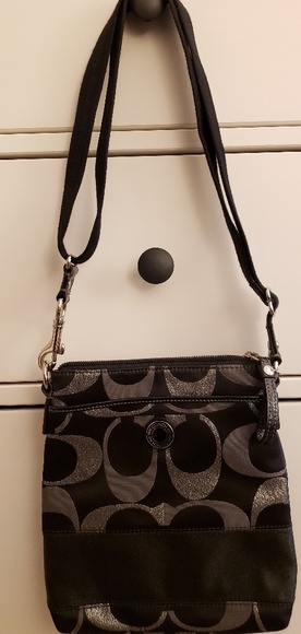 Coach Handbags - Coach crossbody